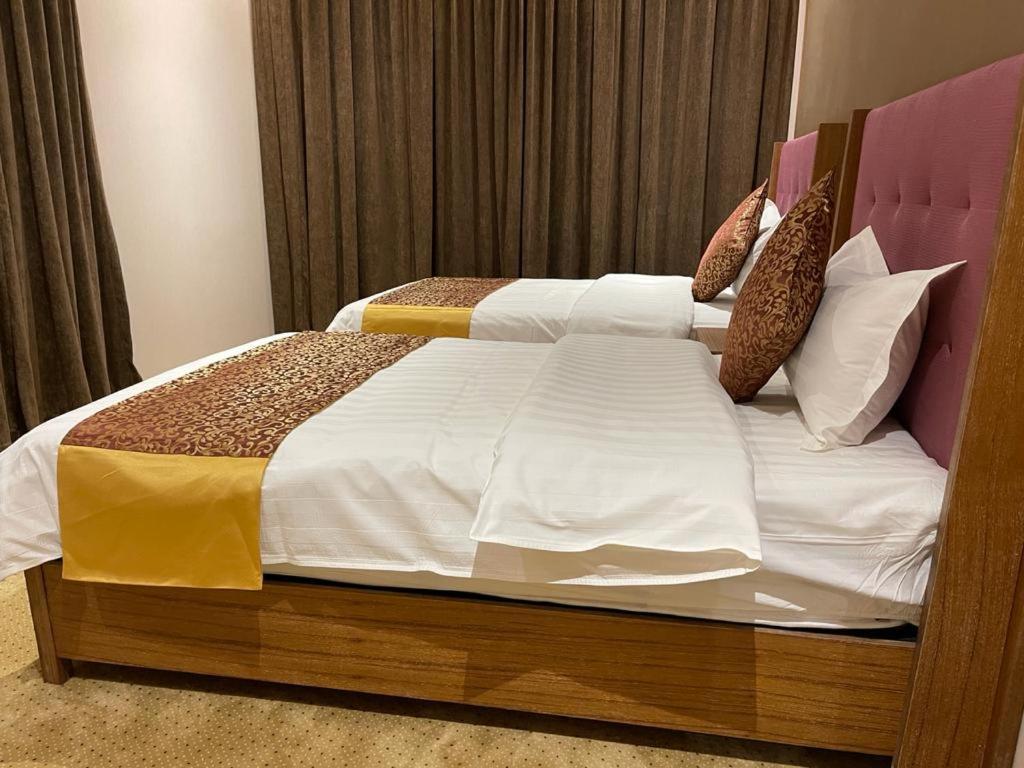 Aparthotel Hosta Al Yasmin Ar Riyad Esterno foto